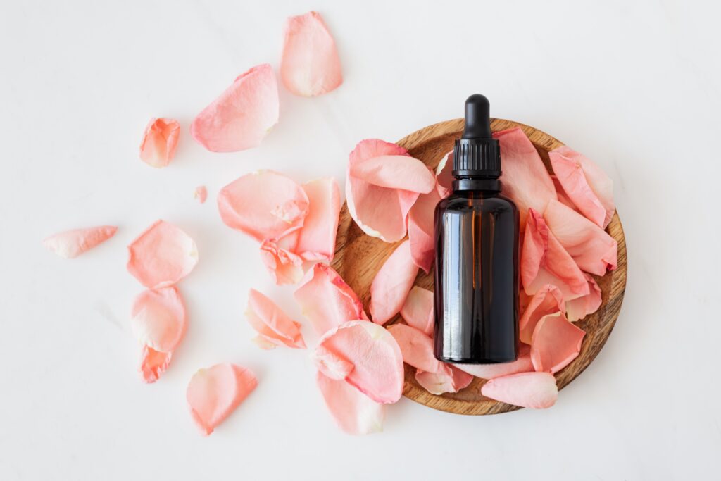 4-Essential-Oils-for-Healthy-Skin-rose-oil